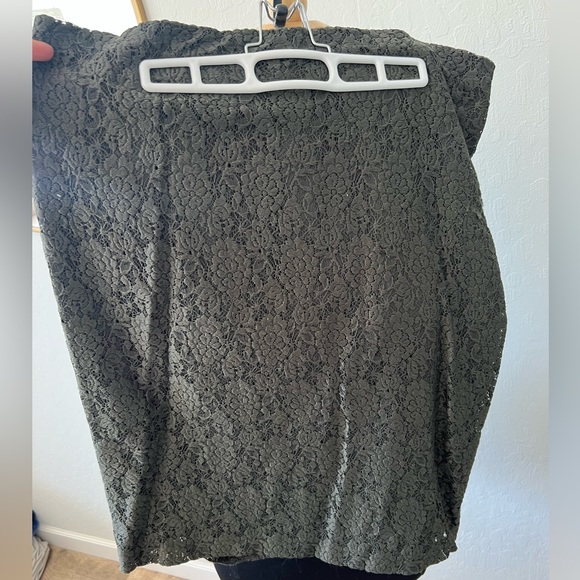 Ann Taylor Green Lace Pencil Skirt - Picture 1 of 4